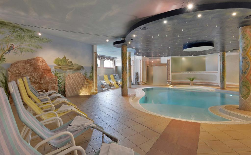 Hotel Glockenstuhl Герлос Екстериор снимка