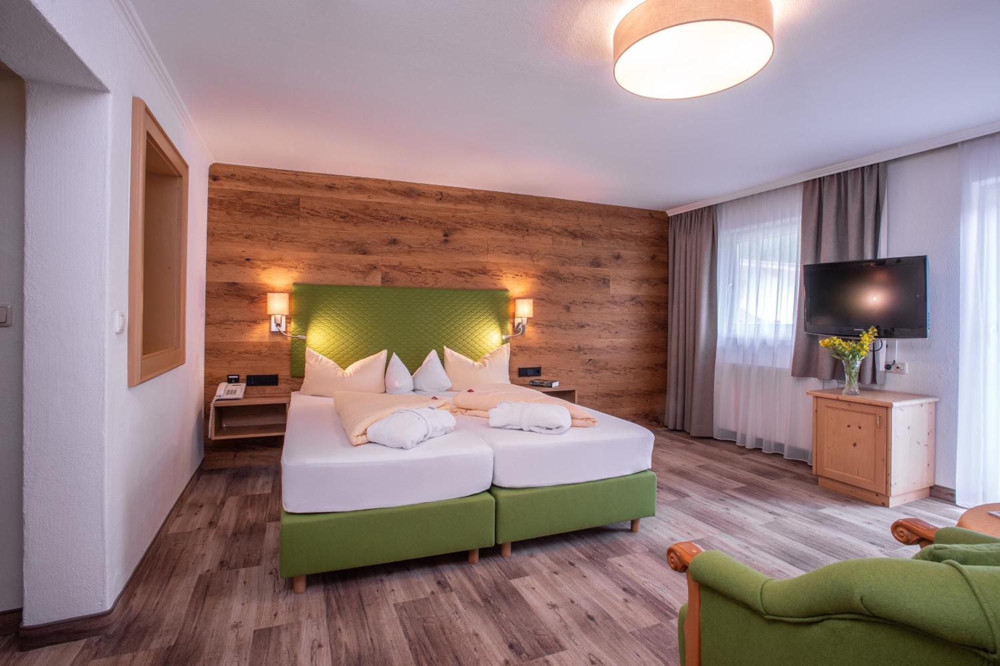 Hotel Glockenstuhl Герлос Екстериор снимка